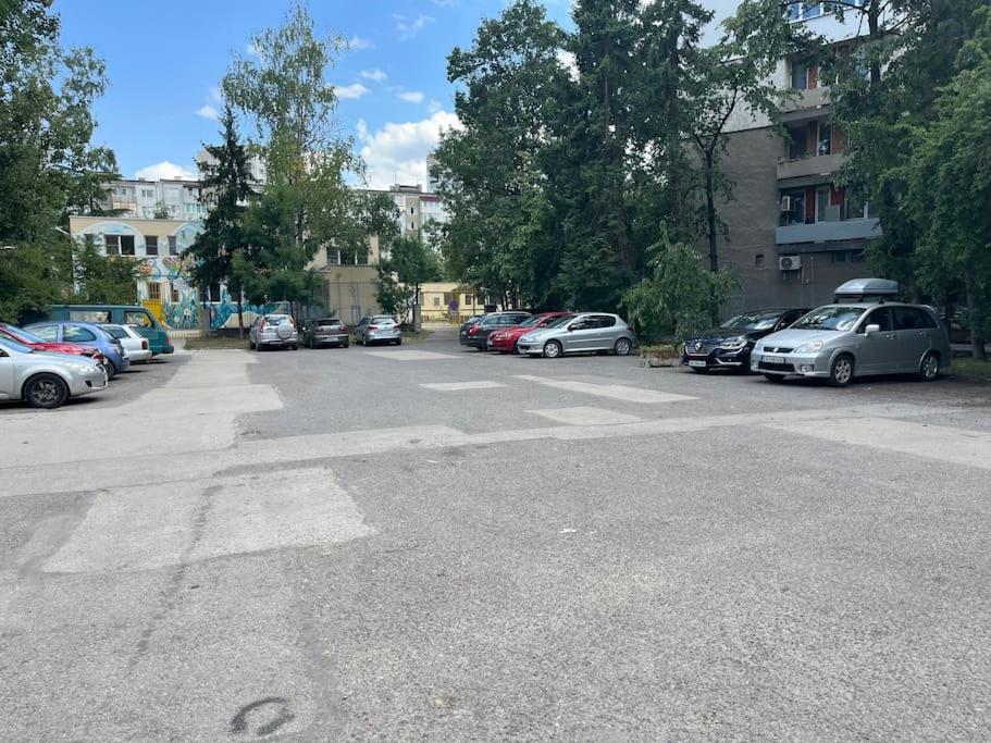 Appartement Ellie Soe Free Parking 5 Min To Metro Sofia